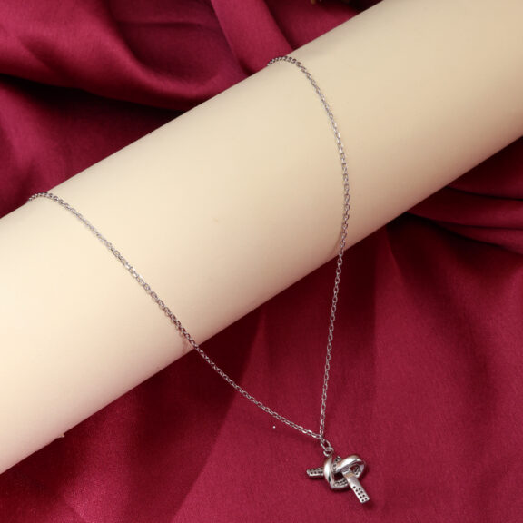 Elegant Silver-Tone Knot Pendant Necklace – Symbol of Love, Unity & Strength